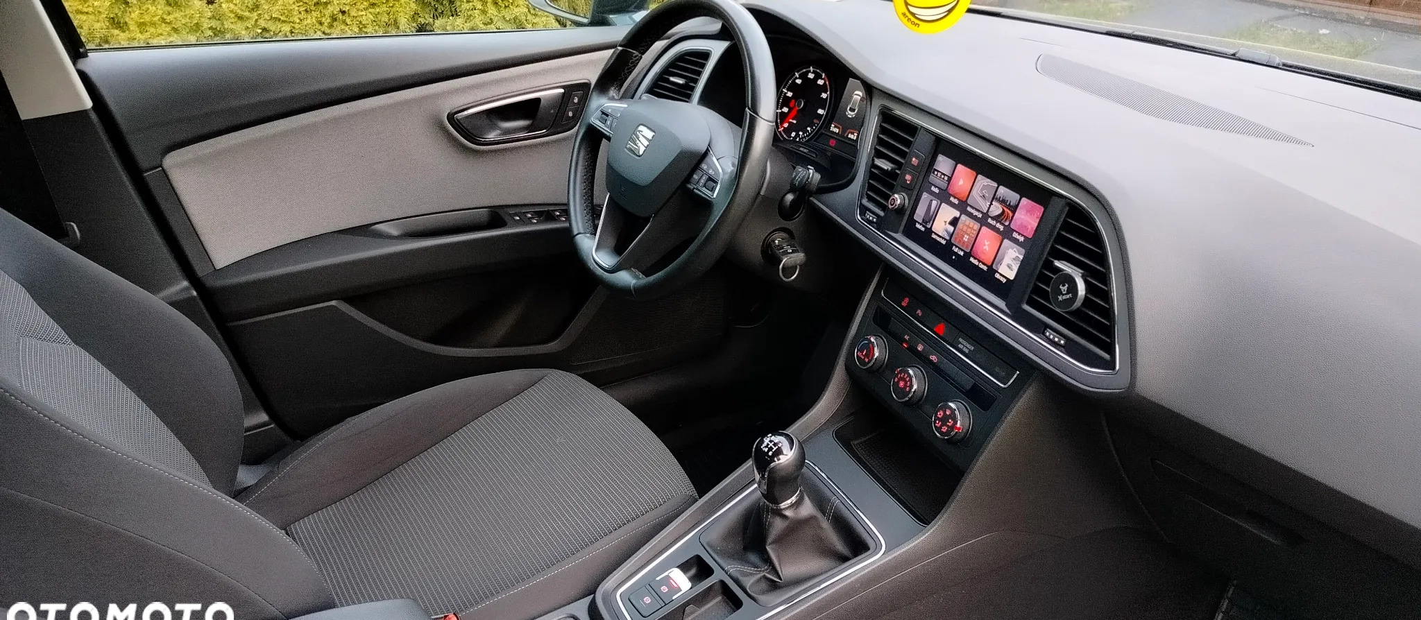Seat Leon cena 67000 przebieg: 51000, rok produkcji 2020 z Częstochowa małe 46